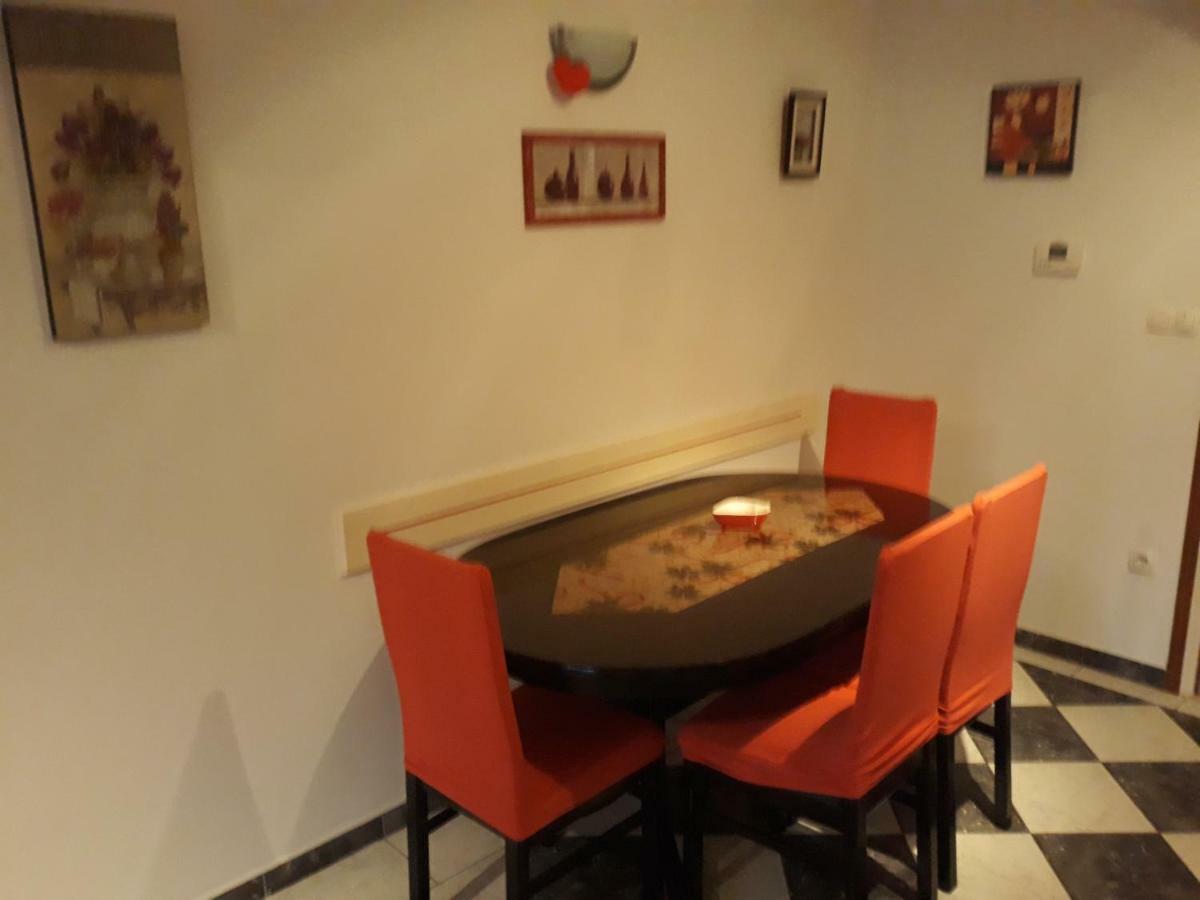 Apartman Petra Palit Εξωτερικό φωτογραφία